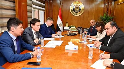 وزير الصناعة يناقش آخر تطورات اتفاق التجارة الحرة بين مصر والاتحاد الاقتصادي الأوراسي