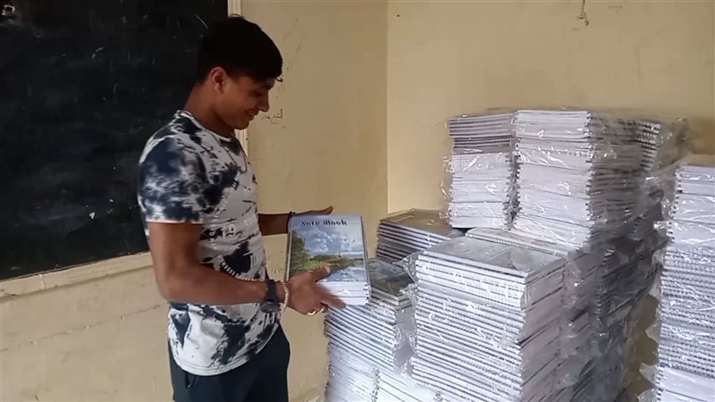 خط انتاج الكرسات