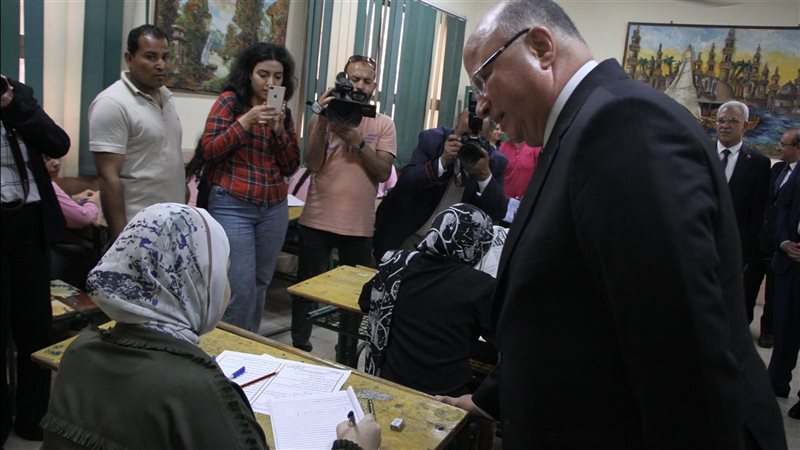 محافظ القاهرة، فيتو