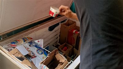 إعدام دواجن منتهية الصلاحية والتحفظ على كبدة ولحوم بالغربية (صور)