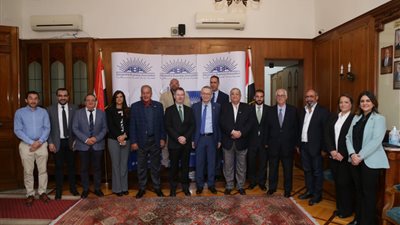 جمعية رجال أعمال بالإسكندرية تلتقي سفير إسبانيا لدعم العلاقات الثنائية