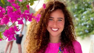 غادة والي تخرج عن صمتها وترد بقوة على اتهامها بسرقة أعمال فنان روسي (فيديو)