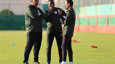 المصري يستأتف تدريباته الجماعية استعدادا لمواجهة الاتحاد بالدوري الممتاز (صور) 