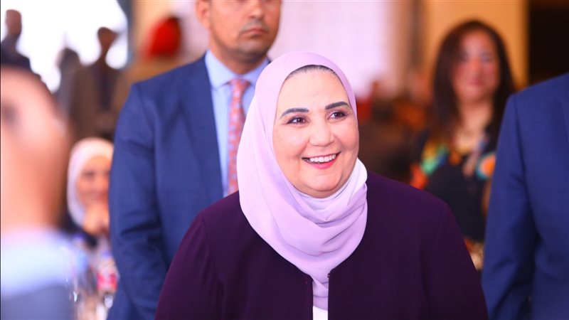 نيفين القباج وزيرة