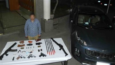 سقوط 3 عناصر إجرامية بحوزتهم كميات من الأسلحة النارية قبل ترويجها 