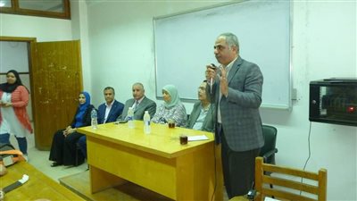 ندوة للتوعية بالسلامة والصحة المهنية بكلية العلوم جامعة بورسعيد