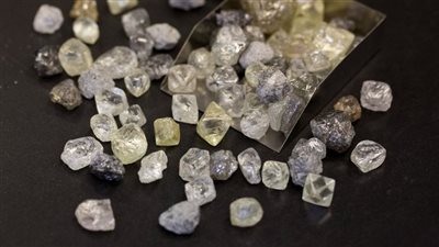 مجموعة السبع الكبار تغازل موسكو بالألماس، وحكاية شركة ألروسا المتحكمة في أعظم كنوز الأرض