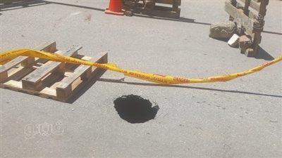  إغلاق شارع 26 يوليو بمدينة سمسطا ببني سويف