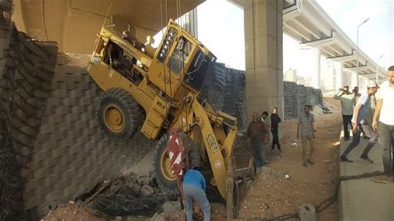 انقلاب لودر بجوار