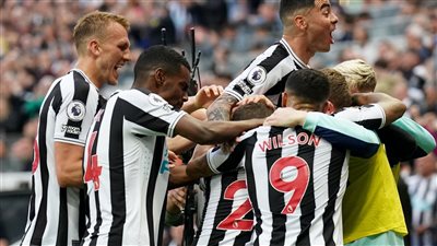  تعادل نيوكاسل وأستون فيلا 3-3، وفوز فولهام على برينتفورد وديا 