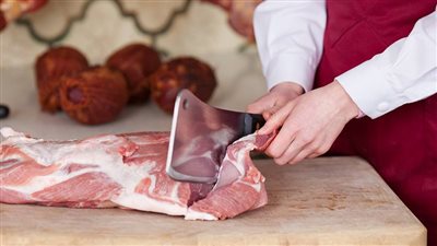 جزار: أسعار اللحوم ارتفعت 150 % مقارنة بموسم العيد الماضي