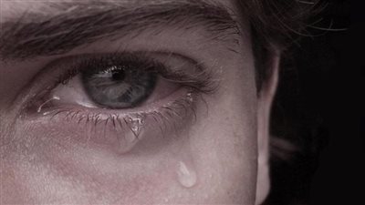  تفسير حلم البكاء في المنام وعلاقته بالفرح والنجاة من الكرب 