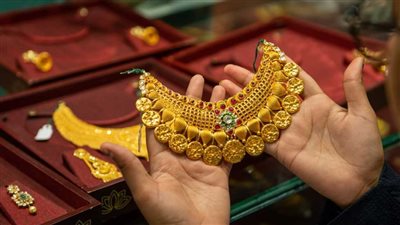 سعر الذهب اليوم الجمعة، ارتفاع فى منتصف التعاملات 
