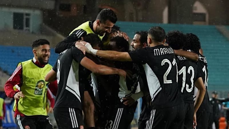 الأهلي، فيتو