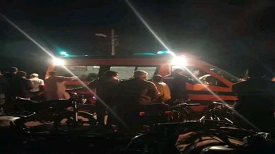 إصابة 21 عاملا في حادث تصادم سيارة مع جرار زراعي بالإسماعيلية 