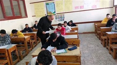 عمليات الشرقية: لا شكاوى من تأخر توزيع أسئلة اللغة العربية لطلاب الشهادة الإعدادية