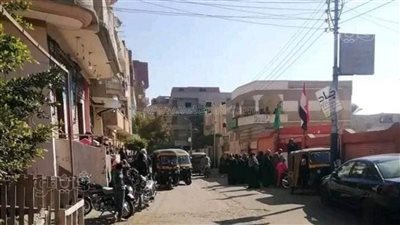 الأمن يمنع تجمعات أولياء أمور طلاب الإعدادية أمام لجان الشرقية