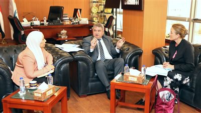 هيئة التنمية الصناعية تناقش دراسة البنك الدولي حول استراتيجية التنمية المصرية 