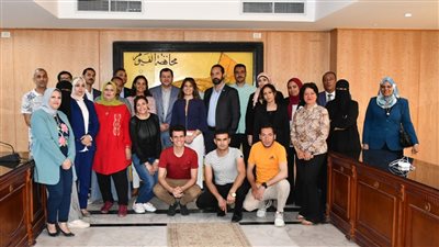 محافظ الفيوم يناقش مع وحدة الشفافية واليونيسيف المرحلة الثانية من الموازنة التشاركية 