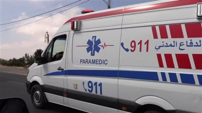 إصابة 40 شخصا في انقلاب سيارة بالأردن 