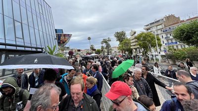 مهرجان كان، طوابير لمشاهدة فيلم مارتن سكورسيزي KILERS OF THE FLOWER MOON (صور)