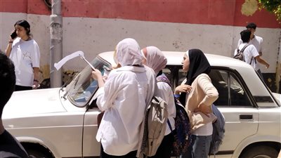 امتحان الدوائر بإعدادية القليوبية يثير الدهشة بين أولياء الأمور والطلاب
