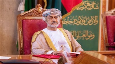  سلطان عمان يصل القاهرة للقاء الرئيس السيسي