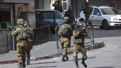 جيش الاحتلال يعلن مقتل جندي وضابط شمالي غزة