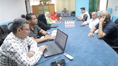 متابعة لحظية للامتحانات المعلمية والعملية للدبلومات الفنية بالوادي الجديد