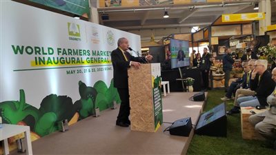 وزير التموين يبحث مع الجانب الإيطالي تفاصيل إنشاء أسواق اليوم الواحد بمصر