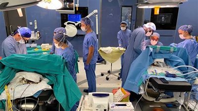 التبرع بالأعضاء، قضية حائرة بين الشرع وحاجة الناس.. مشاهير أعلنوا استعدادهم للتخلي عن أعضائهم بعد الموت.. وهذا موقف الدين والقانون