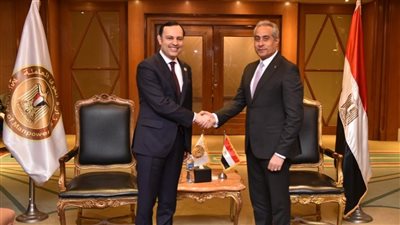 وزير القوى العاملة يلتقي نظيره المغربي لبحث وتنسيق القضايا المشتركة 