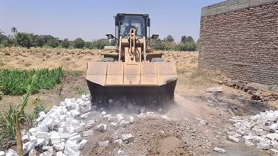 إزالة 69 حالة تعدي واسترداد 12 فدان بالشرقية 