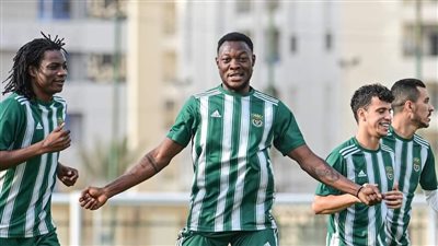 لاعبو الاتحاد السكندري يطالبون محمد مصيلحي بالتراجع عن الاستقالة خلال مباراة المصري