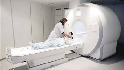 نقص صبغات الأشعة يهدد حياة المرضى، أطباء يكشفون ثأثير مافيا السوق السوداء في ارتفاع سعرها