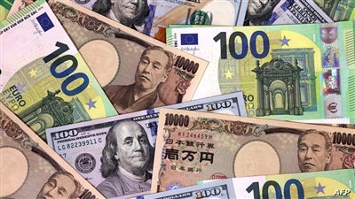 وسط أزمة سقف الدين.. الدولار يُسجل أعلى مستوى خلال 6 أشهر أمام الين