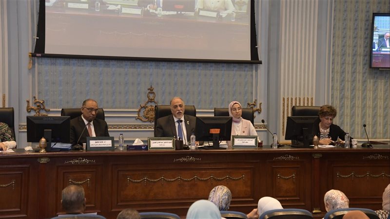 مناقشة موازنة المجلس