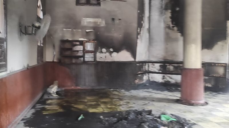 آثار حريق التهم مناطق