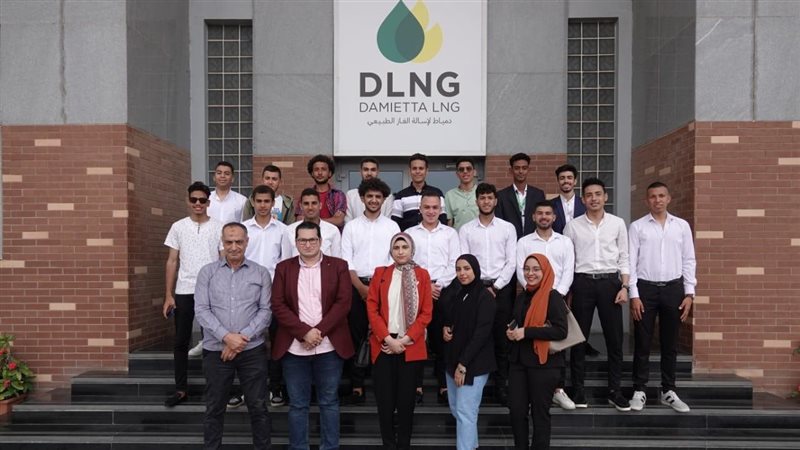 وفد طلاب جامعة المنصورة