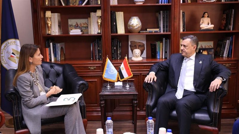 وزير السياحة والآثار