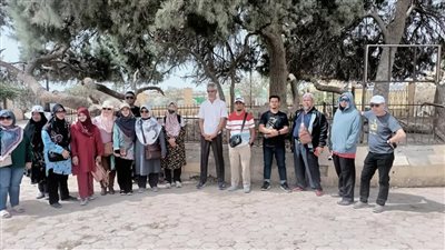 وفد ماليزي يزور منطقة البهنسا الأثرية بمركز بني مزار بالمنيا