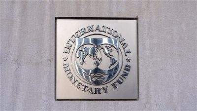 صندوق النقد الدولي يكشف توقعات الاقتصاد العالمي للمرة الثانية خلال 3 شهور، يخفض نمو مصر إلى 3%، وأسعار النفط تسجل 79 دولارا للبرميل في 2024 