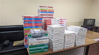 مكافحة التهرب الجمركي تضبط كمية من السجائر الأجنبية غير خالصة الضرائب