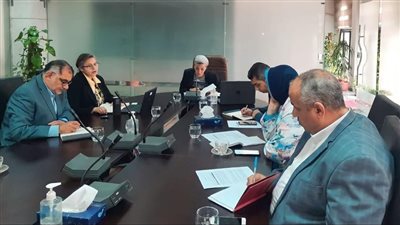 وزيرة البيئة تبحث إعداد استراتيجية وطنية لاقتصاد أزرق مرن في مصر