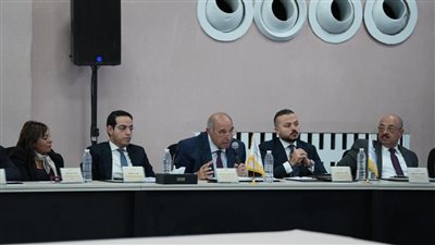  ابدأ تشارك في أولى جلسات لجنة الصناعة ضمن المحور الاقتصادي بالحوار الوطني ( صور)