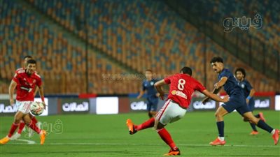 الدوري المصري، الأهلي يتقدم على إنبي بثنائية شريف وعبدالقادر في الشوط الأول (صور)