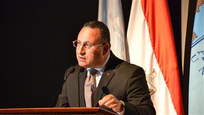  رئيس جامعة الإسكندرية يشهد احتفالية يوم الجاليات الثقافي للطلاب الوافدين بمكتبة الإسكندرية