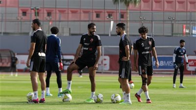 الأهلي يختتم استعداداته اليوم لمواجهة طلائع الجيش 