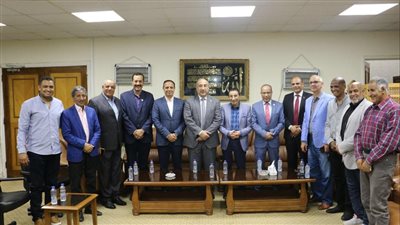 جامعة القناة تشهد حفل تخريج دورة المدربين الأساسية لنقابة المهن الرياضية 