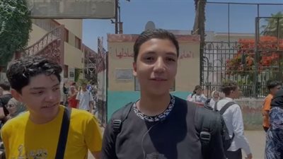 طلاب الشهادة الإعدادية بالجيزة: امتحان العلوم سهل ومباشر (فيديو)
